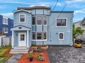 70 Bruno St, Unit 32-208 in Moonachie, NJ - Building Photo - Building Photo