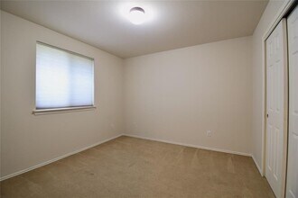 7729 Little Deer Trail in Georgetown, TX - Building Photo - Building Photo