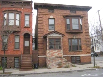 107 Lark St in Albany, NY - Building Photo