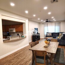 2831 E Southern Ave in Mesa, AZ - Building Photo - Building Photo