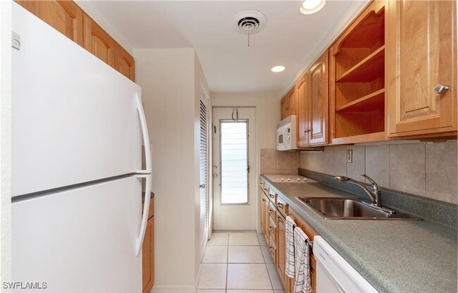 property at 2064 Alamanda Dr