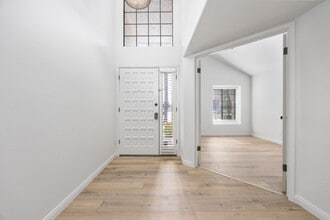 8016 Chaucer St in Bakersfield, CA - Building Photo - Building Photo