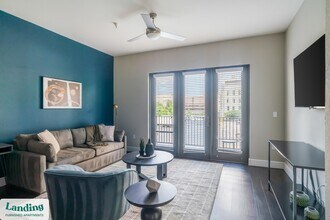 1535 Canal St in New Orleans, LA - Building Photo - Building Photo