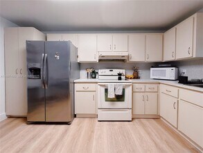 3051 NW 14th St in Miami, FL - Building Photo - Building Photo