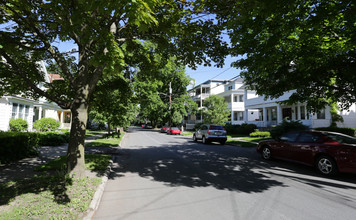 895 Park Ave in Albany, NY - Building Photo - Building Photo