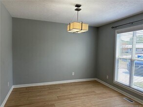 6913 Timbercroft Ln in Fayetteville, NC - Building Photo - Building Photo