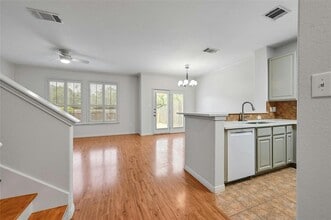 4620 W William Cannon Dr in Austin, TX - Building Photo - Building Photo