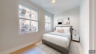 452 Broome St in New York, NY - Building Photo - Building Photo