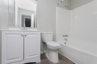 Woodland at Cascade in Atlanta, GA - Building Photo - Interior Photo