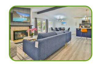 6564 Kelvin Ave in Winnetka, CA - Building Photo - Building Photo