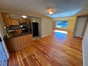 1725 Sunset Dr in Burlington, WA - Building Photo - Building Photo