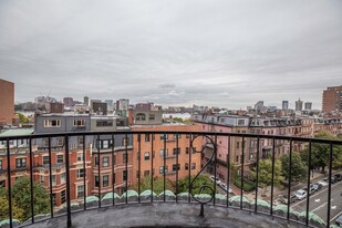 259 Beacon St, Unit 61 Apartments