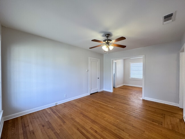 401 E 6th St in Tyler, TX - Building Photo - Building Photo