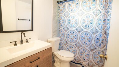 136 NW 60th Ave, Unit 72 in Margate, FL - Building Photo - Building Photo