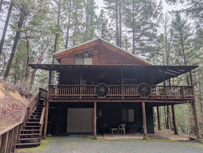 property at 7312 E Evans Creek Rd