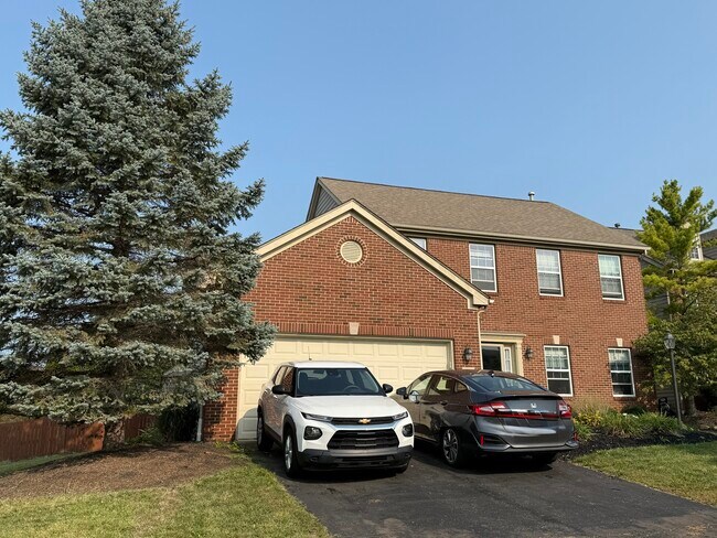 7846 Tree Lake Blvd in Powell, OH - Building Photo - Building Photo