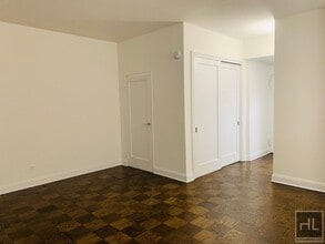 WEST 22 STREET, Unit 3U in New York, NY - Foto de edificio - Building Photo