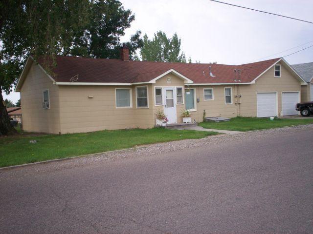 308 W 12th St in Laurel, MT - Foto de edificio