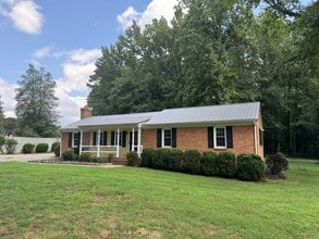 14410 Ranger Rd in Chesterfield, VA - Building Photo - Building Photo