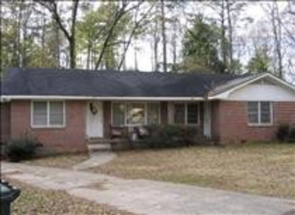 943 Tisdale Cir in Auburn, AL - Building Photo