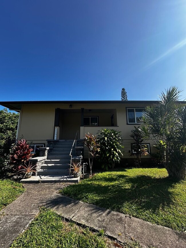 property at 32-940-940 Hawai?i Belt Rd