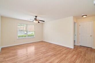 1703 Maple View Way in Knoxville, TN - Building Photo - Building Photo