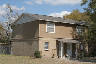 Park Sands Townhomes in Tampa, FL - Building Photo - Building Photo