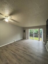 Powell Butte Townhomes in Portland, OR - Building Photo - Interior Photo