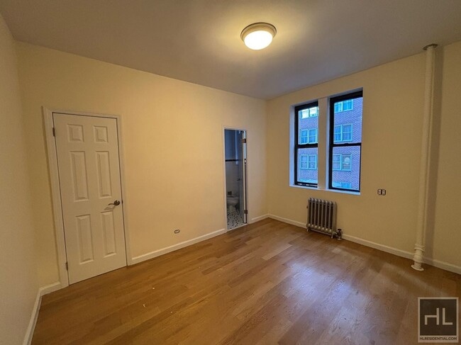WEST 45 STREET in New York, NY - Building Photo - Building Photo