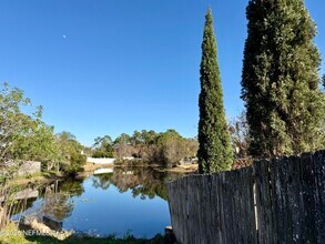 3785 Union Pacific Dr E in Jacksonville, FL - Building Photo - Building Photo