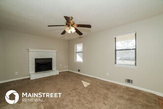 499 Woodland St in Dallas, GA - Foto de edificio - Building Photo