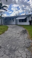 6540 SW 4th St in Pembroke Pines, FL - Building Photo - Building Photo