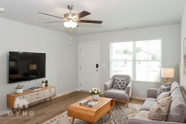 161 Olde Hearth Rd in New Market, AL - Building Photo - Building Photo
