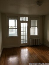 1634 Commonwealth Ave in Boston, MA - Building Photo - Building Photo
