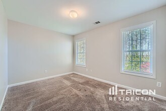 2616 Neighborhood Walk in Villa Rica, GA - Building Photo - Building Photo