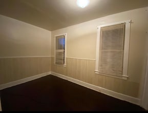 5908 Ackley Rd in Cleveland, OH - Building Photo - Building Photo