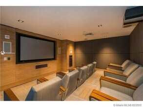 951 Brickell Ave, Unit 2309 in Miami, FL - Building Photo - Building Photo