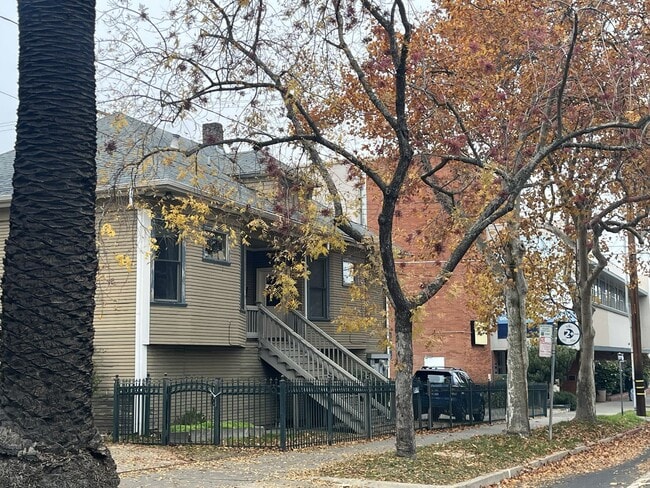 1518 21st Street in Sacramento, CA - Building Photo - Building Photo