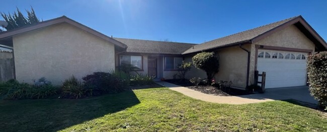 300 Bell Ave in Lompoc, CA - Building Photo - Building Photo