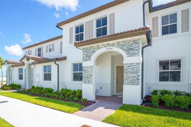 2664 SE 28th St in Homestead, FL - Foto de edificio - Building Photo