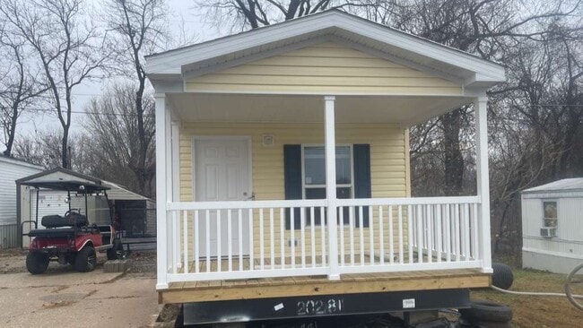 property at 16 Eastview Dr