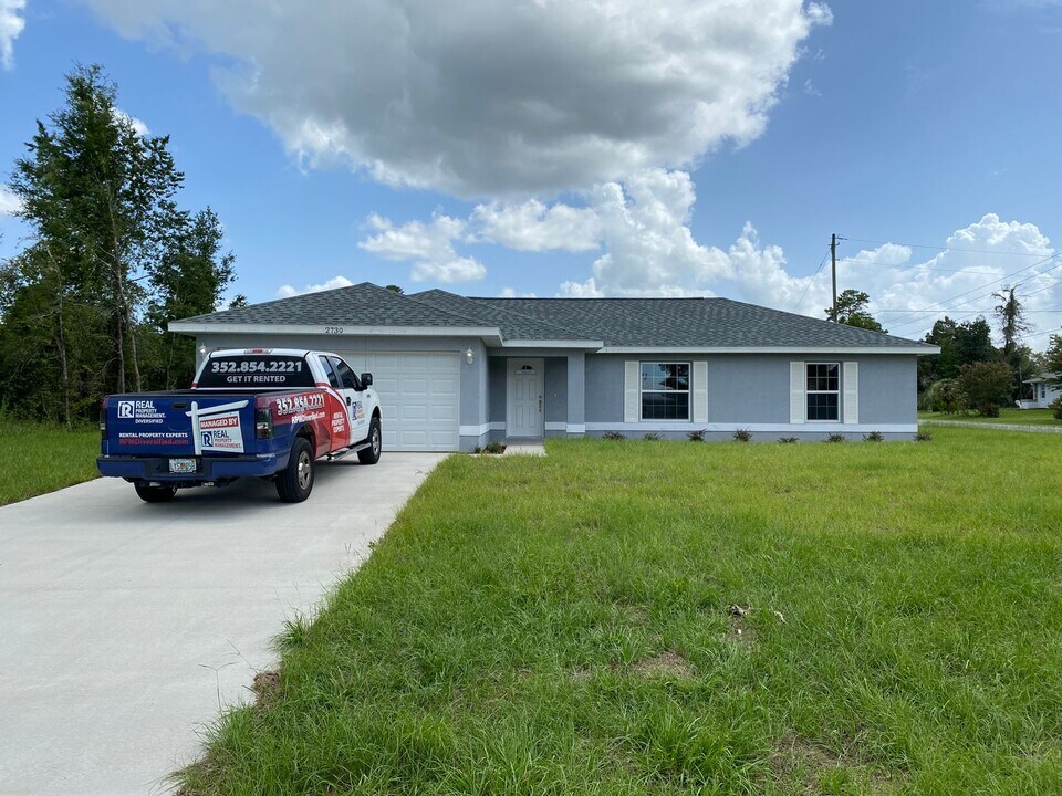 2730 SW 145th Place Rd in Ocala, FL - Building Photo