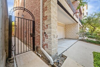 1231 W Pierce St in Houston, TX - Building Photo - Building Photo