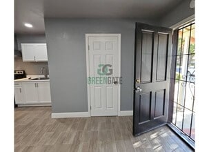 3000 Carver Rd in Modesto, CA - Building Photo - Building Photo