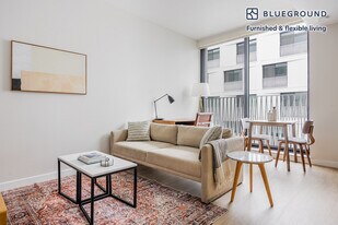 200 Mesnager St in Los Angeles, CA - Building Photo