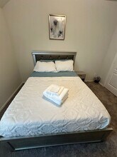 1 Bollardpoint Ln in Houston, TX - Building Photo - Building Photo