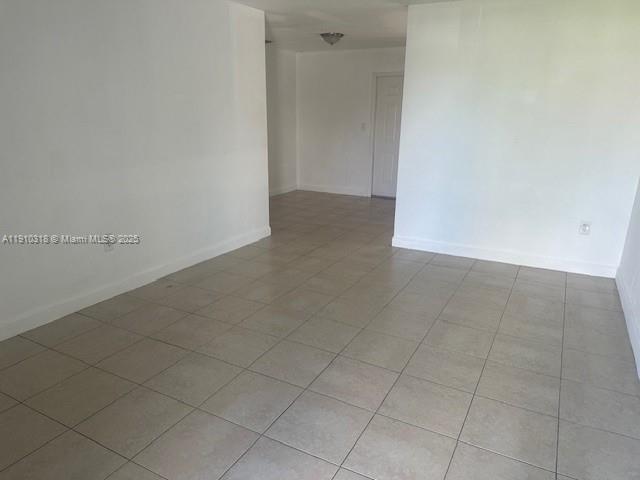 7571 Venetian St in Miramar, FL - Building Photo - Building Photo