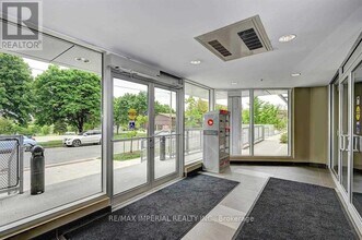 251-251 Hemlock St in Waterloo, ON - Building Photo - Building Photo