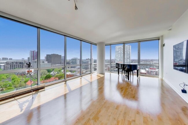 1629 S Prairie Ave in Chicago, IL - Foto de edificio - Building Photo