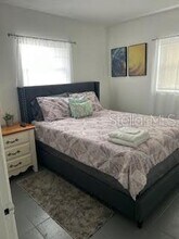 9301 N 16th St in Tampa, FL - Building Photo - Building Photo